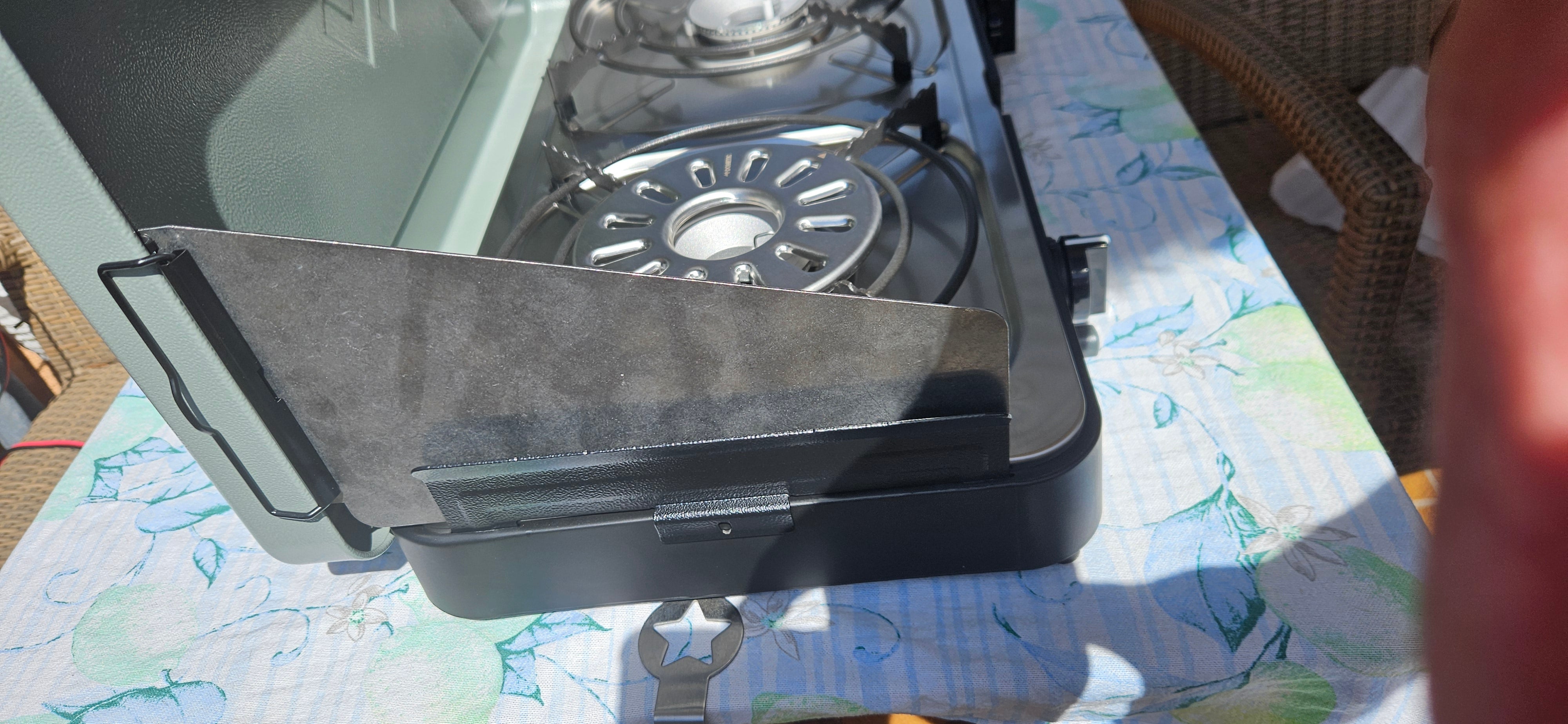 Windschutz für Blackstone 22 Zoll Grillplatte, Magnetischer Edelstahl Windschutz, Blackstone Grillzubehör für Flat Top Grill, Kompatibel mit Haube und Seitenablage halten Wärme, Grillzubehör Windschutz für Blackstone 22 Zoll Grillplatte, Magnetischer Edelstahl Windschutz, Blackstone Grillzubehör für Flat Top Grill, Kompatibel mit Haube und Seitenablage halten Wärme, Grillzubehör