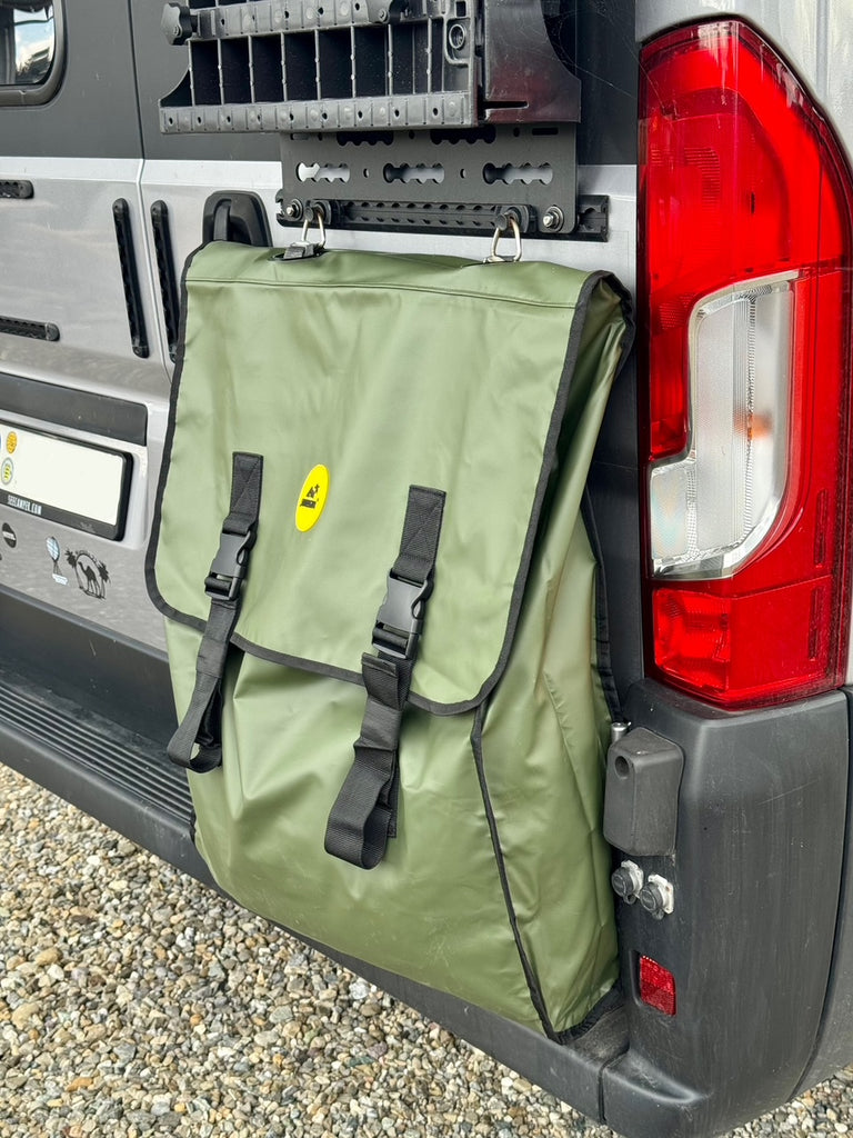 Hecktasche für Müll und Holz
