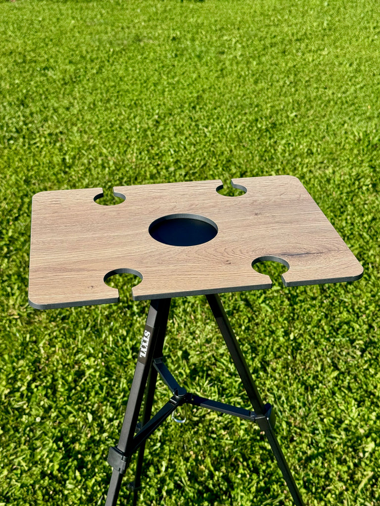 TuttY-HolztablettY – der elegante Magnet-Beistelltisch in edler Eichenoptik