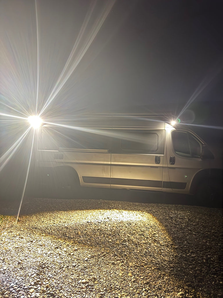 MagicShine EVO 1700 LED Frontscheinwerfer mit Fernbedienung und Magnetoption